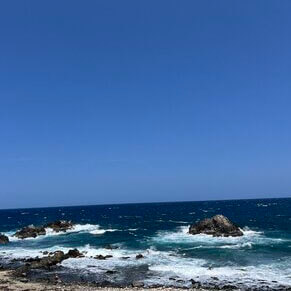 Aruba rocky coastline