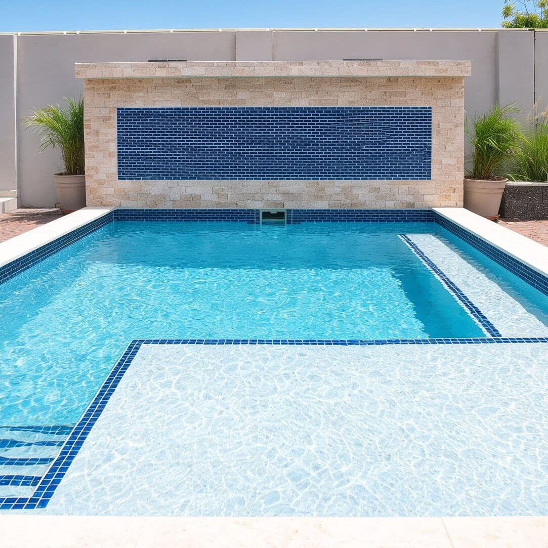 Villa swimming pool